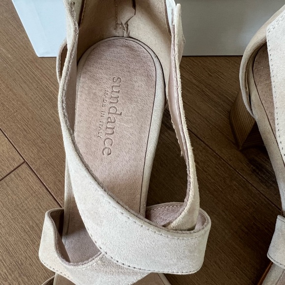NEW Sundance catalogue cream beige petal suede sandals 40 - Picture 3 of 6